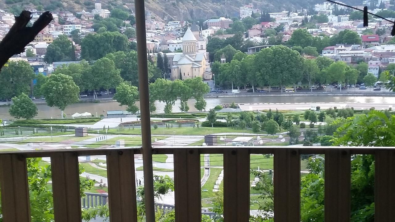 Hotel Jurkha Tiflis Exterior foto